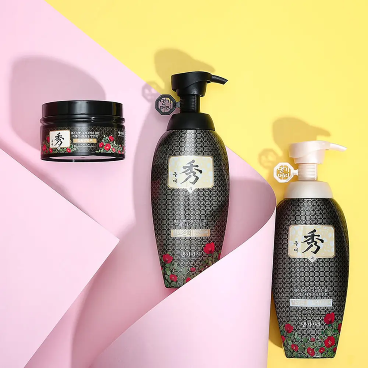 Шампунь проти випадіння волосся Daeng Gi Meo Ri Dlae Soo Anti-Hair Loss Shampoo, 400 мл