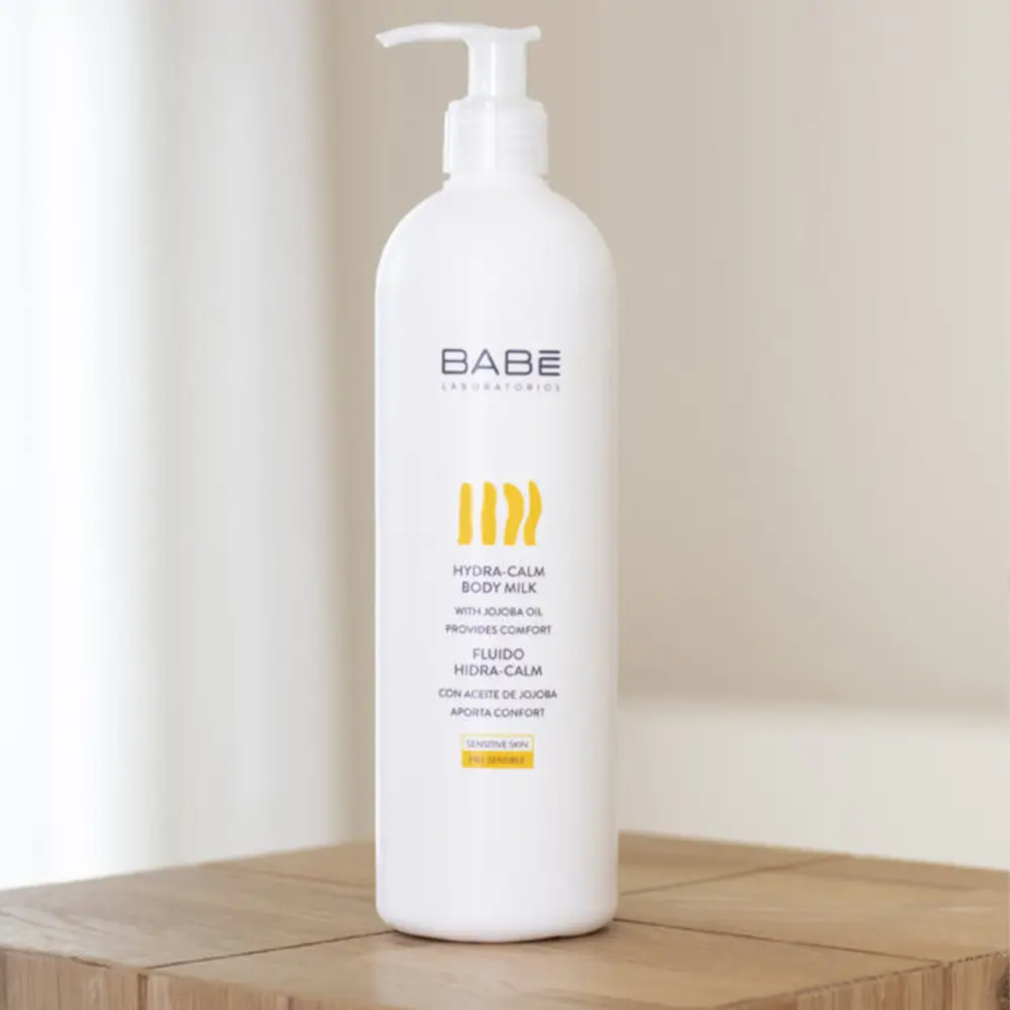 Зволожуюче молочко для тіла з олією жожоба Babe Laboratorios Hydra-Calm Body Milk, 500 мл