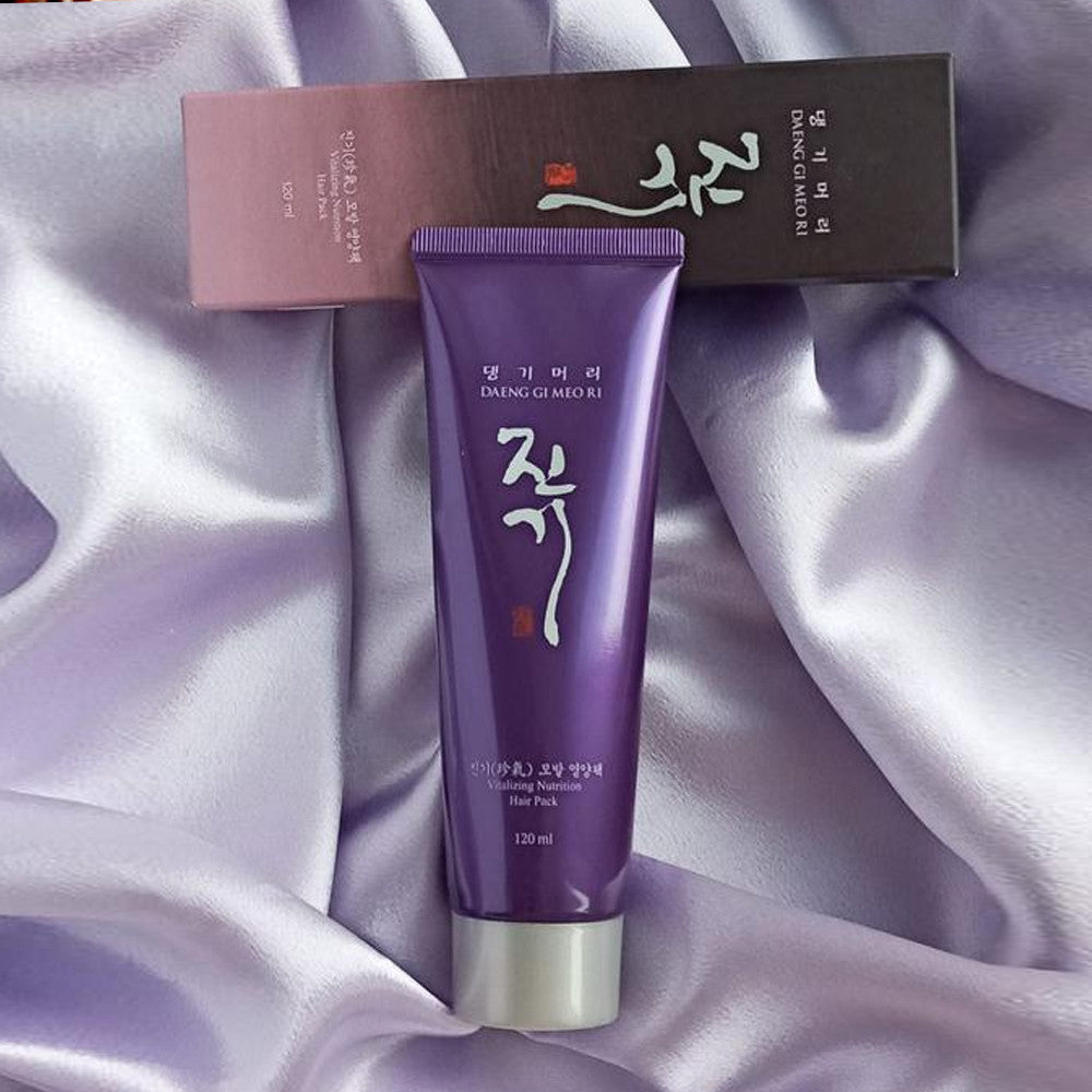 Маска регенеруюча  Vitalizing Nutrition Hair Pack Daeng Gi Meo Ri 120мл