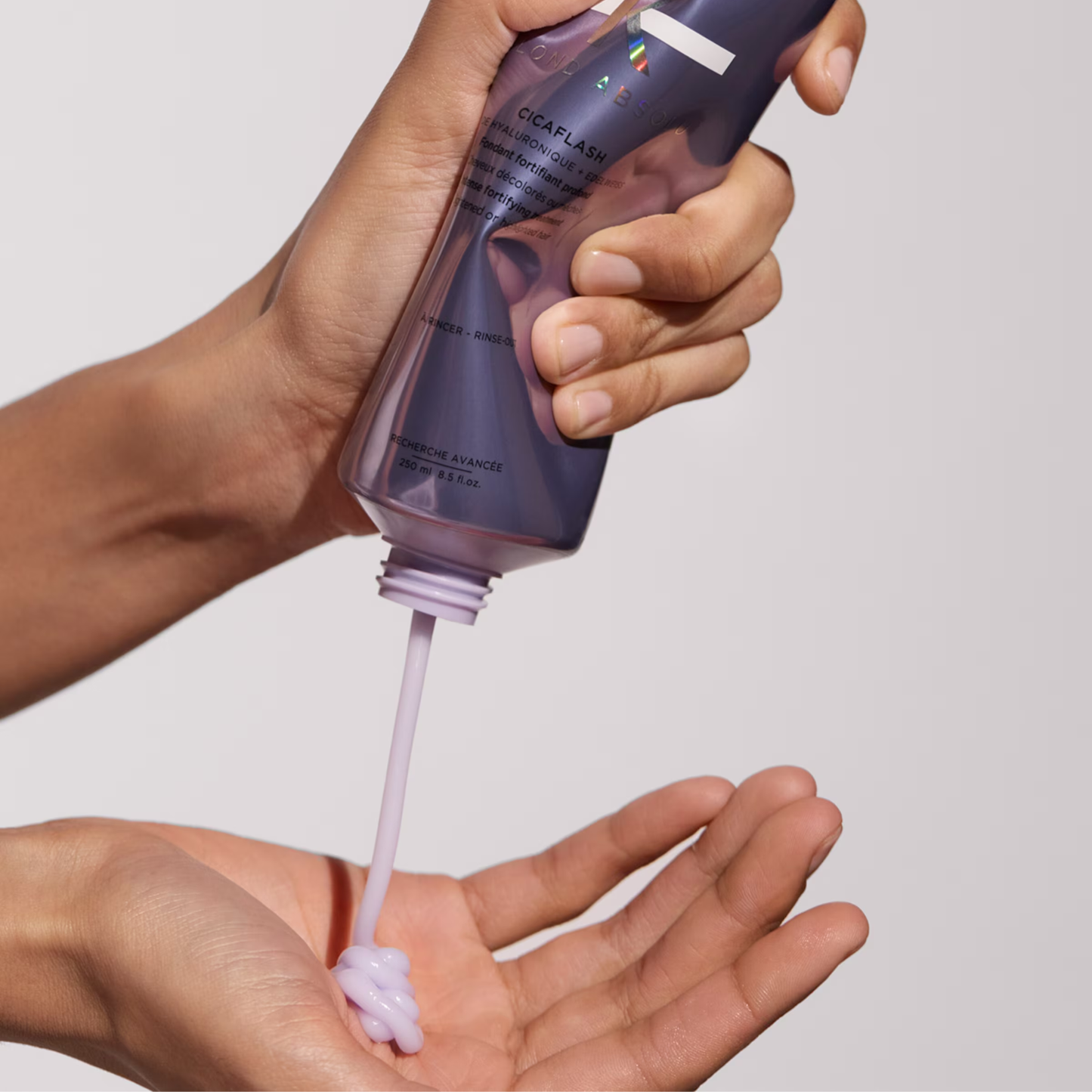 Кондиціонер-фондан для відновлення освітленого волосся Blond Absolu Cicaflash Kerastase 250 мл