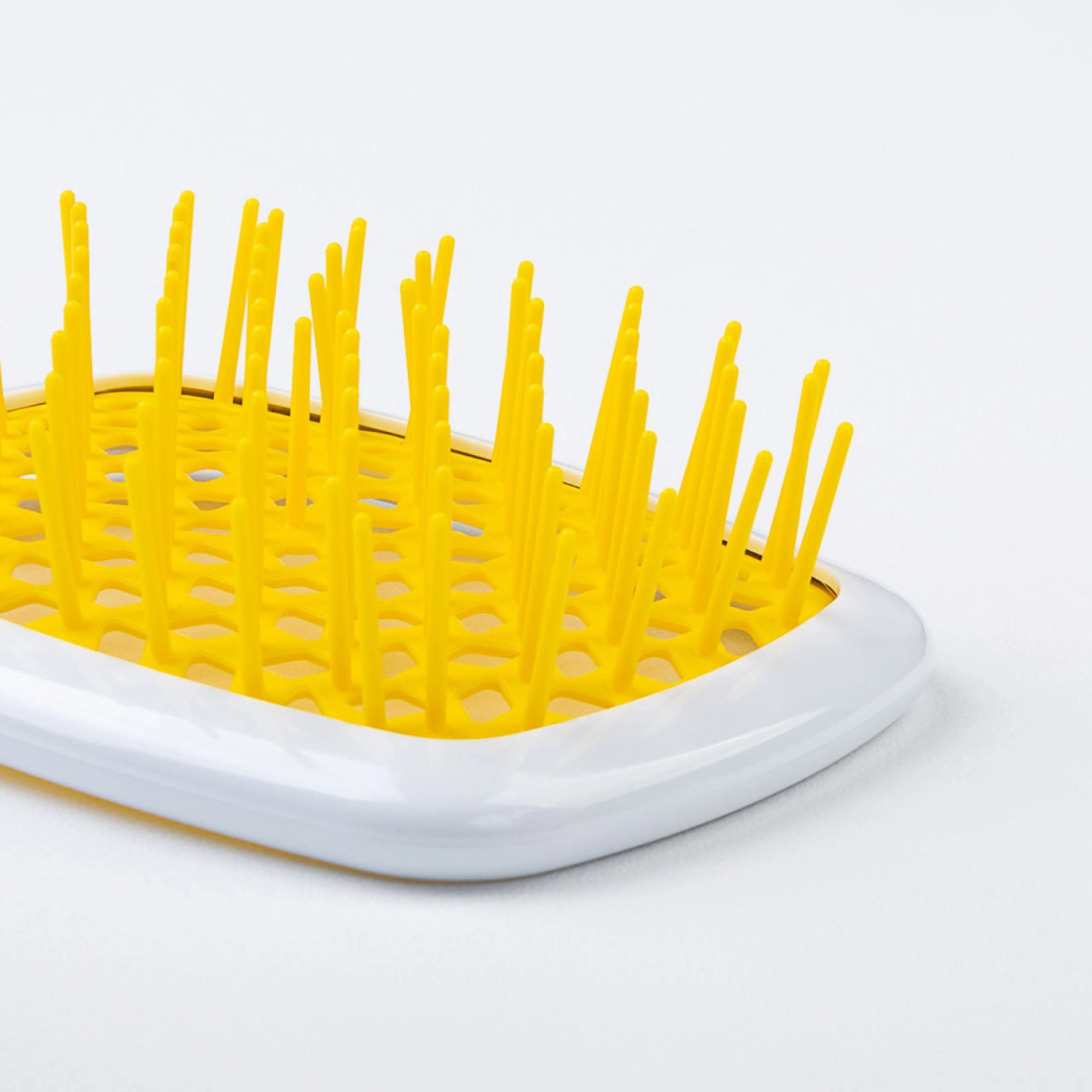 Щітка для волосся біло-жовта Superbrush Janeke