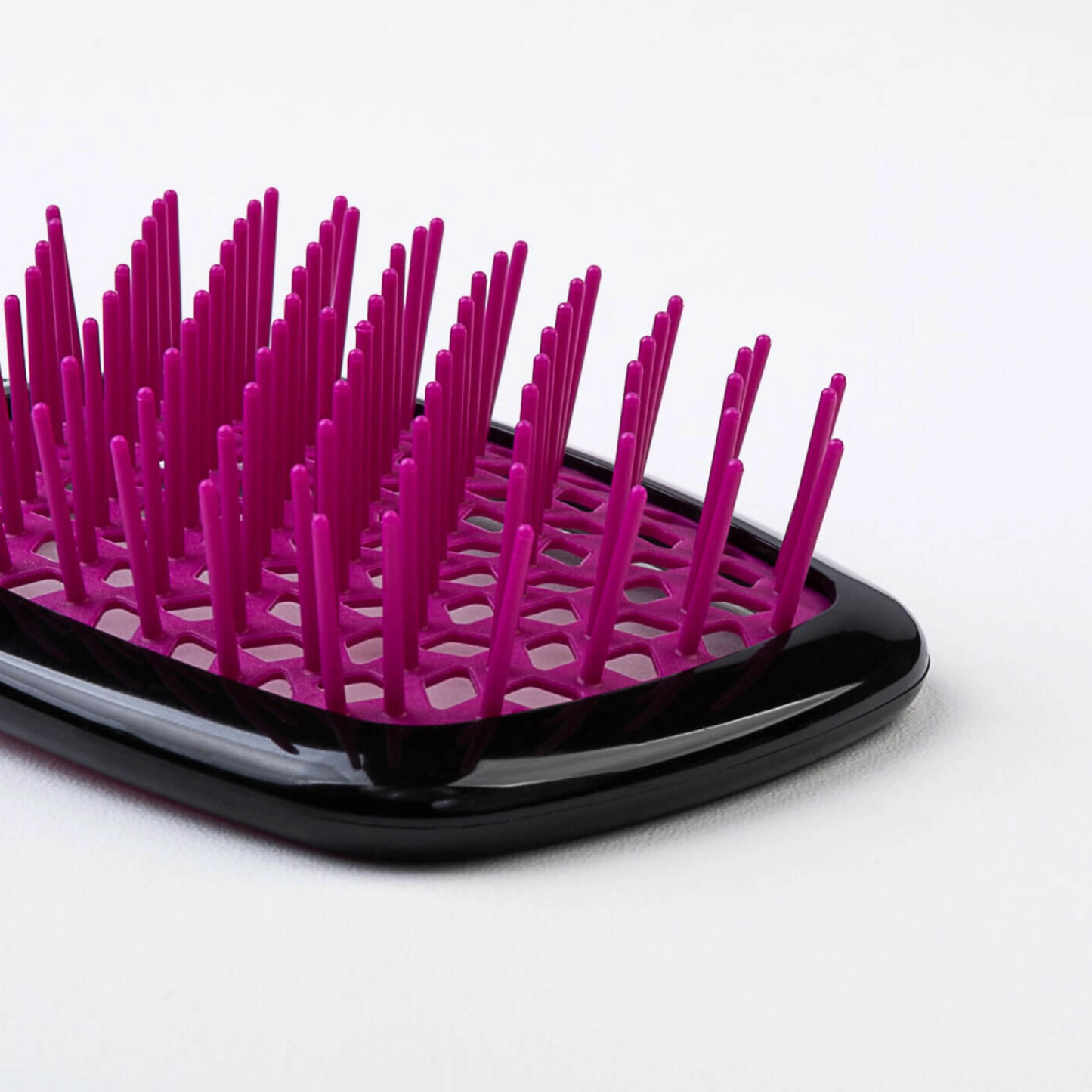 Щітка для волосся чорна-фуксія Superbrush Janeke