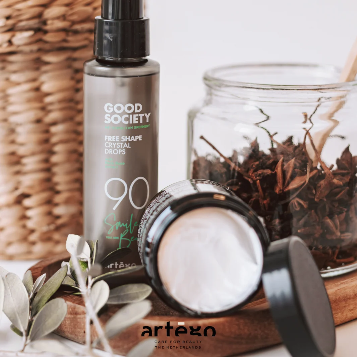 Сироватка для блиску з антистатичним ефектом Good Society 90 Free Shape Crystal Drops Artego 100 мл
