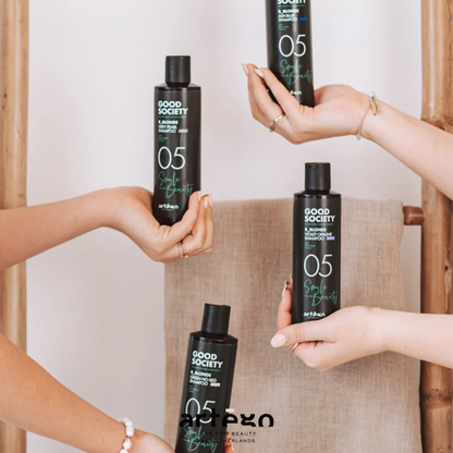 Шампунь відтіночний з попелясто-сірою пігментацією Good Society 05 B-Blonde Grey Pearl Shampoo Artego 250 мл