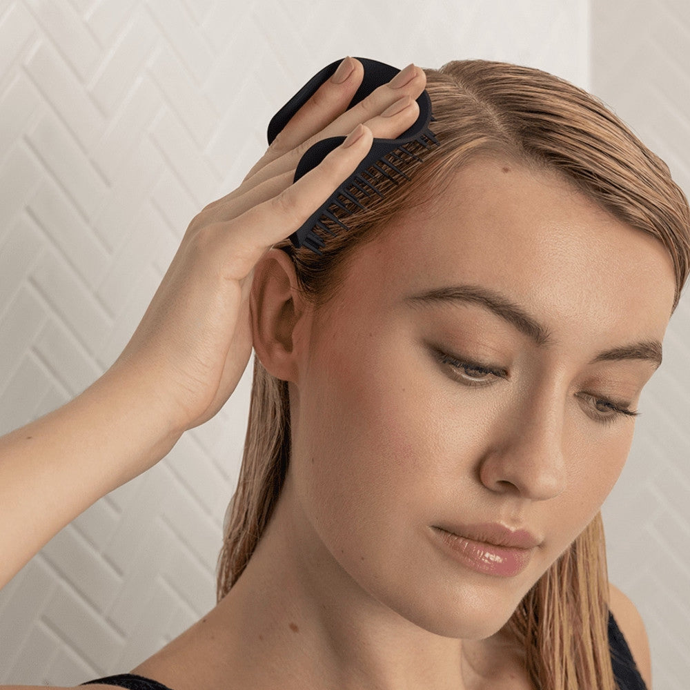 Щітка для масажу голови Tangle Teezer The Scalp Exfoliator and Massager Onyx Black
