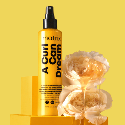 Спрей для підкреслення завитків кучерявого волосся всіх типів A Curl Can Dream Spray Scrunch N' Go Matrix 250 мл