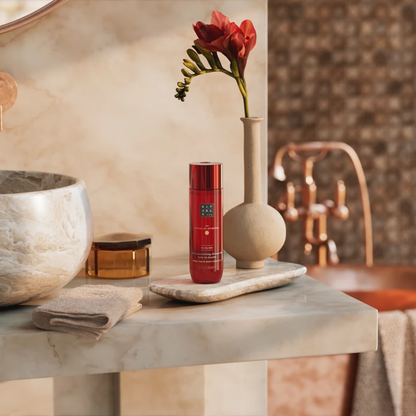 Олія для душу The Ritual of Ayurveda Nurturing Shower Oil Rituals 200 мл