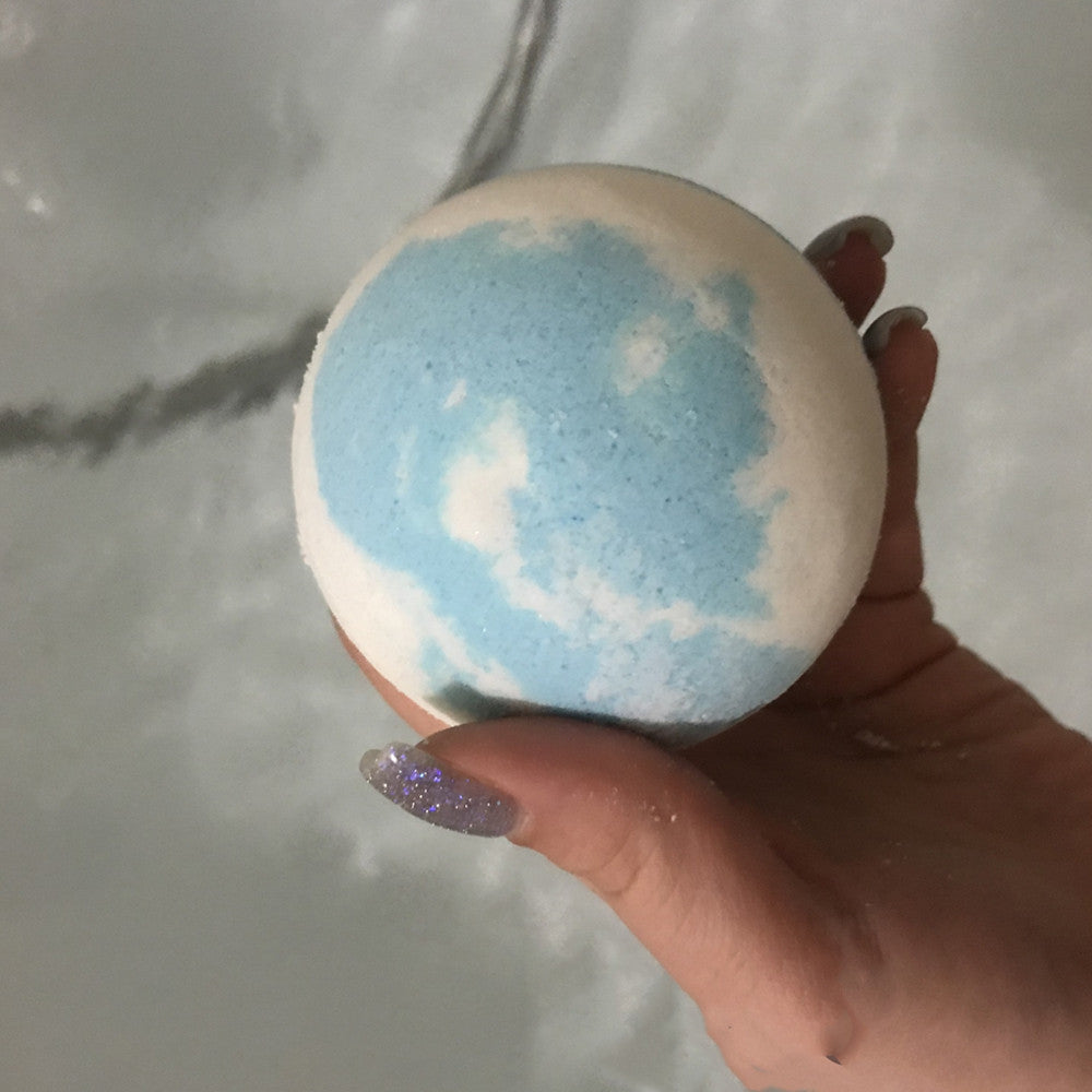 Бомбочка-гейзер для ванни Кокос Tink Superfood For Body Coconut Bath Bomb, 200 г